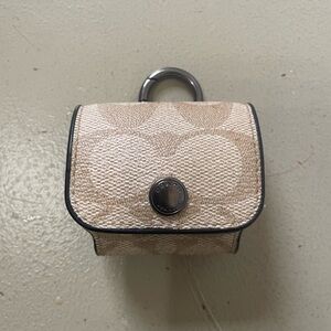 Coach Signature iPod Case